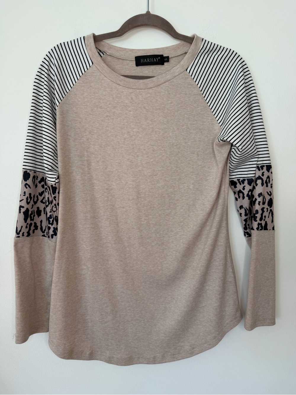 Harhay Women's small Taupe Colorblock Raglan Top Stripes & Leopard long sleeve